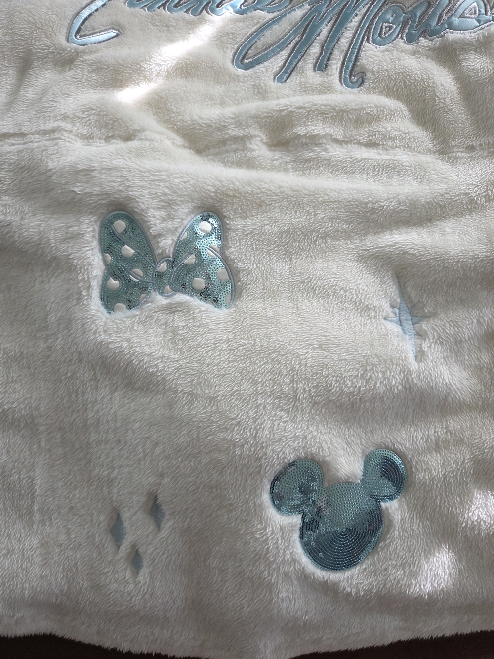 Disney White Plush Mickey & Minnie Spirit Jersey - Picture 6 of 8
